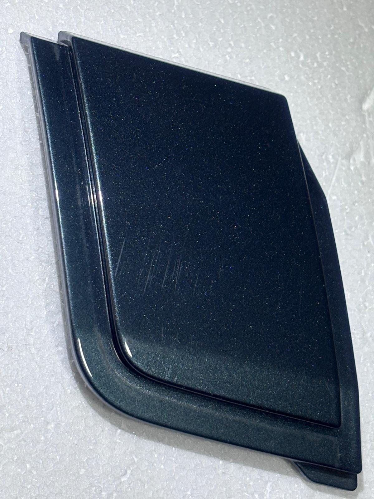 Abdeckung Verdeckklappe rechts vorn (klein) VW New Beetle Cabrio 1Y0871994 – original, gebraucht, lackiert LB6X Alaska Grün Metallic – Bild 3